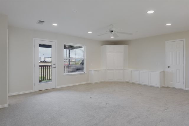 123 Mustang Creek Drive, Waxahachie, TX 75165