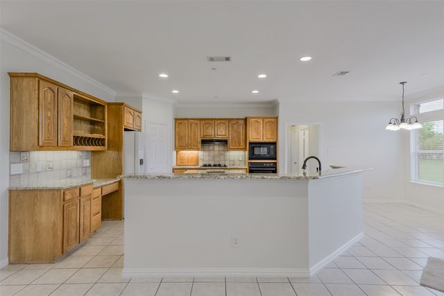 123 Mustang Creek Drive, Waxahachie, TX 75165