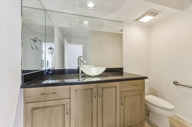 3350 Mccue Road 2204, Houston, TX 77056