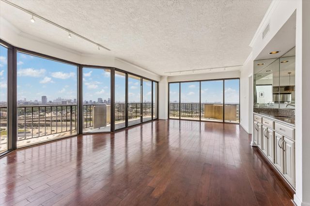3350 Mccue Road 2204, Houston, TX 77056