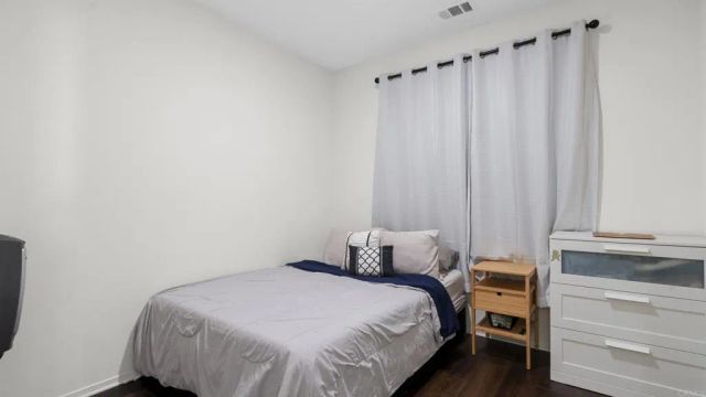 1270 Paseo Sea Breeze 26, San Diego, CA 92154