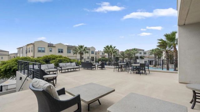 1270 Paseo Sea Breeze 26, San Diego, CA 92154