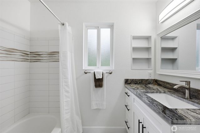 26224 14th Place S, Des Moines, WA 98198