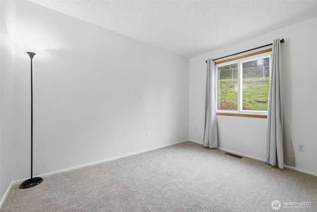 26224 14th Place S, Des Moines, WA 98198