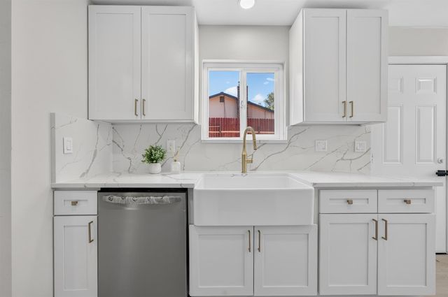 5407 Norway Dr, Orangevale, CA 95662