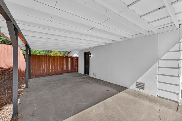 5407 Norway Dr, Orangevale, CA 95662