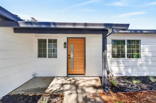 5407 Norway Dr, Orangevale, CA 95662
