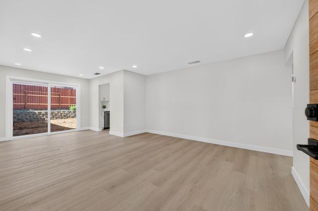 5407 Norway Dr, Orangevale, CA 95662