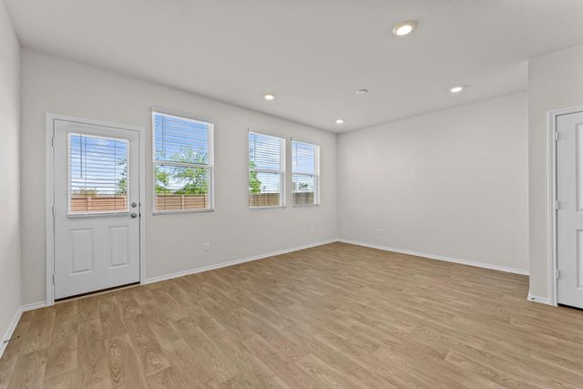 129 Varner WAY, Maxwell, TX 78656