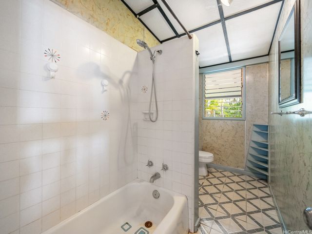 2335 Amokemoke Street, Pearl City, HI 96782