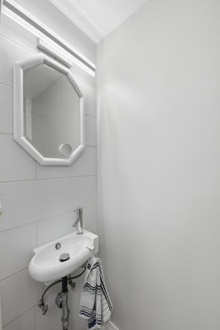 1543 Mckool Avenue, Streamwood, IL 60107