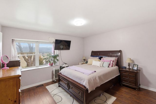 1543 Mckool Avenue, Streamwood, IL 60107