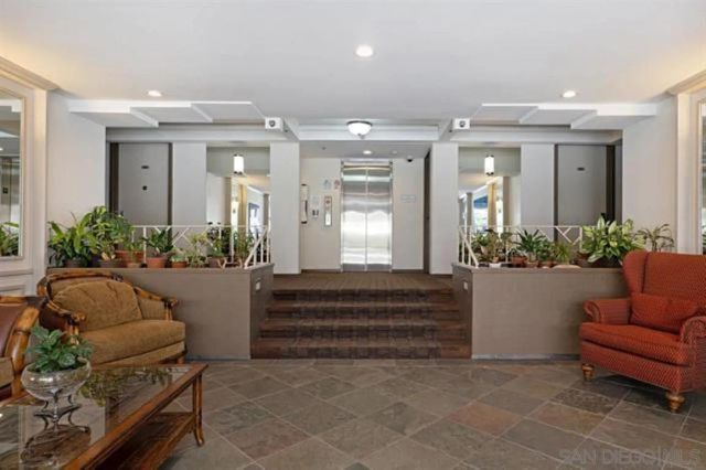 1040 Coast Blvd S 201, La Jolla, CA 92037