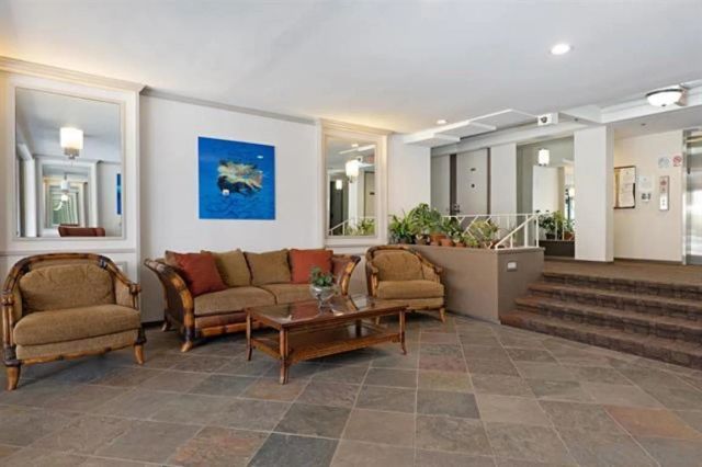 1040 Coast Blvd S 201, La Jolla, CA 92037