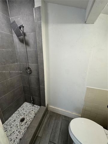 10245 SW 37th Ter, Miami, FL 33165