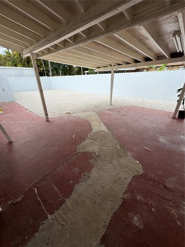 10245 SW 37th Ter, Miami, FL 33165