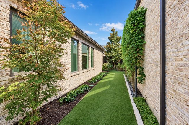 6816 Cousteau Court, Plano, TX 75024