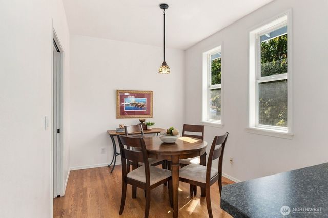 5622 46th Avenue SW, Seattle, WA 98136