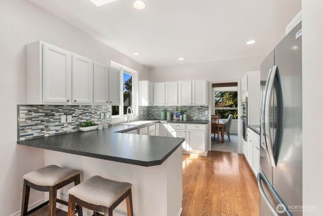 5622 46th Avenue SW, Seattle, WA 98136