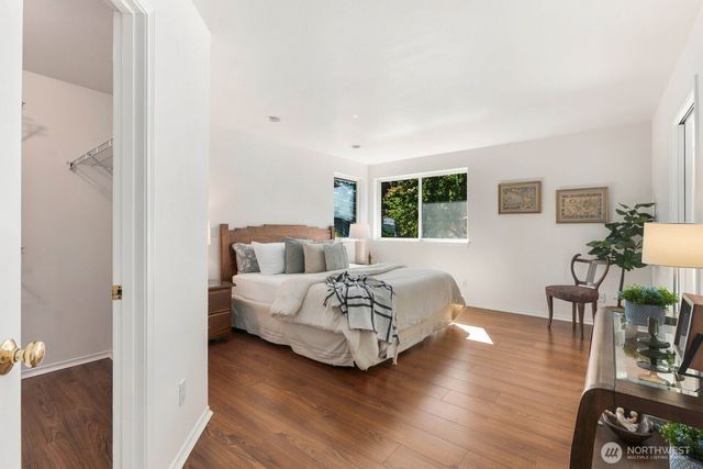 5622 46th Avenue SW, Seattle, WA 98136