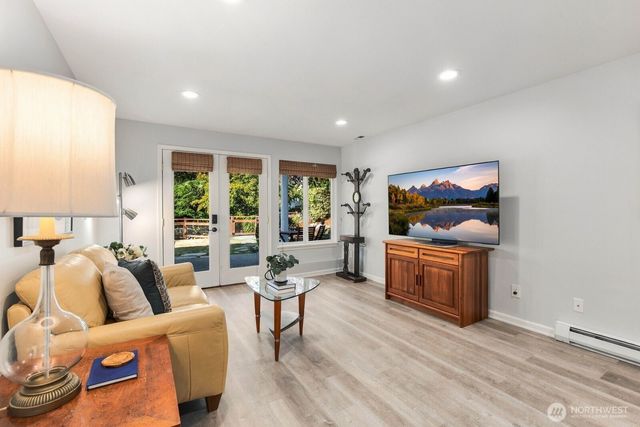 5622 46th Avenue SW, Seattle, WA 98136