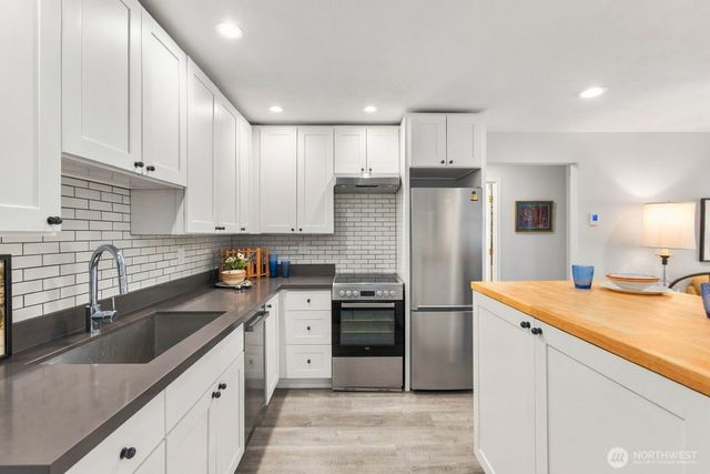 5622 46th Avenue SW, Seattle, WA 98136