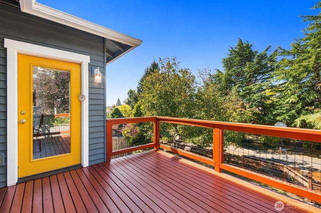 5622 46th Avenue SW, Seattle, WA 98136