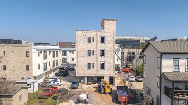 1411 8th 100, Tuscaloosa, AL 35401