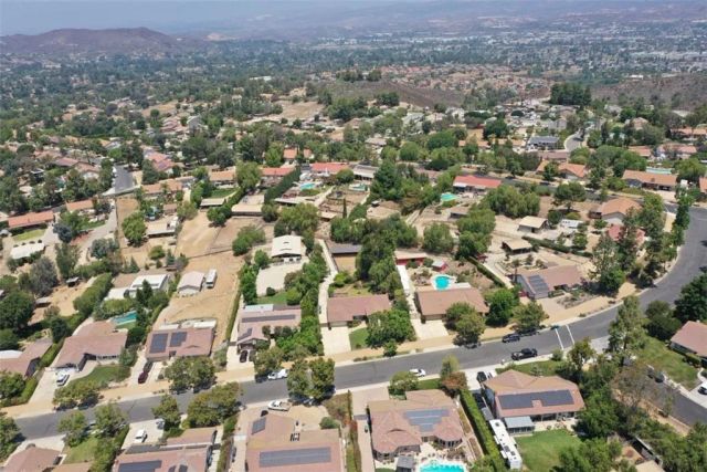 175 Wrangler Road, Simi Valley, CA 93065