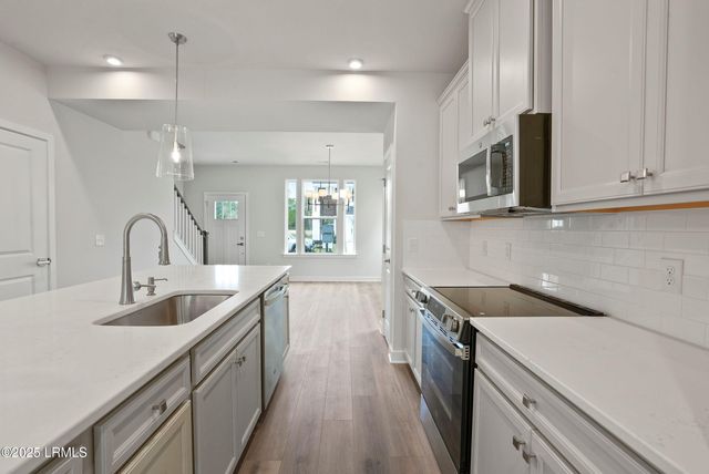 97 Crown Street, Hardeeville, SC 29927