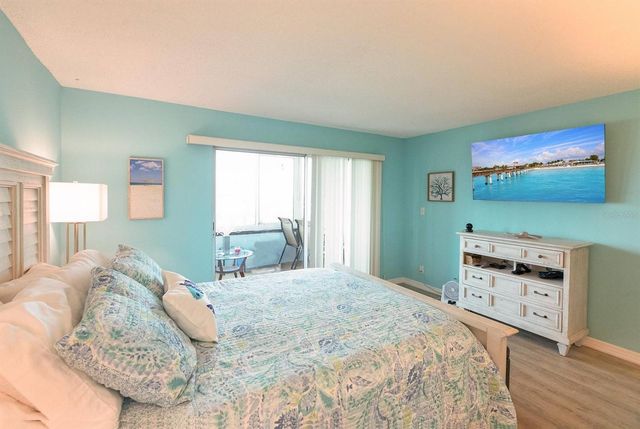 1255 E PEPPERTREE DRIVE 501, Sarasota, FL 34242