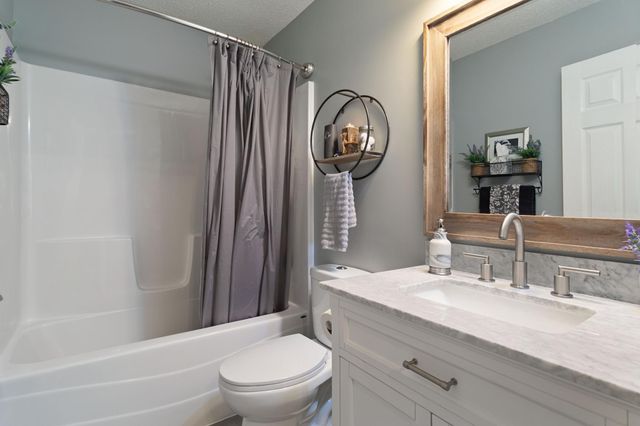 11046 196th Lane NW, Elk River, MN 55330