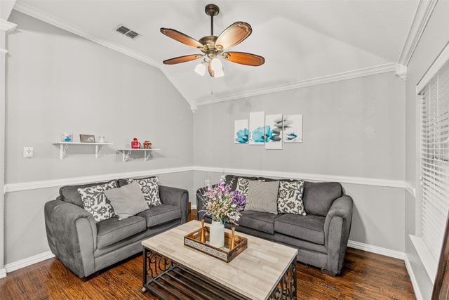321 Deaton Drive, Fate, TX 75087