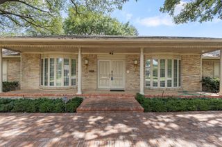 6936 Lupton Drive, Dallas, TX 75225