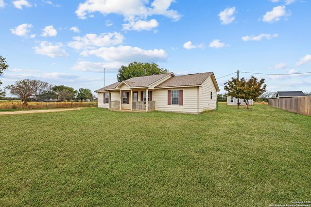 3328 State Highway 173, Hondo, TX 78861