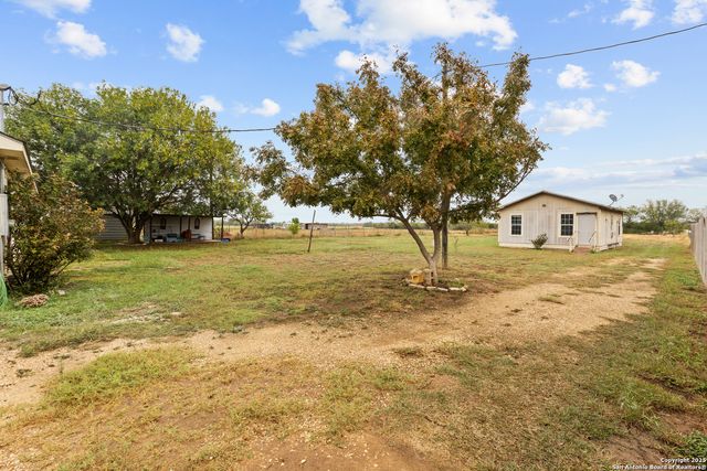3328 State Highway 173, Hondo, TX 78861