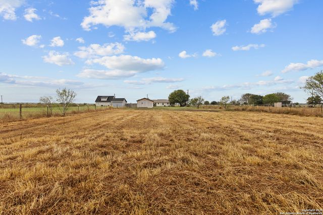 3328 State Highway 173, Hondo, TX 78861