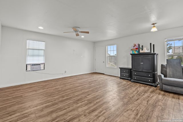 3328 State Highway 173, Hondo, TX 78861