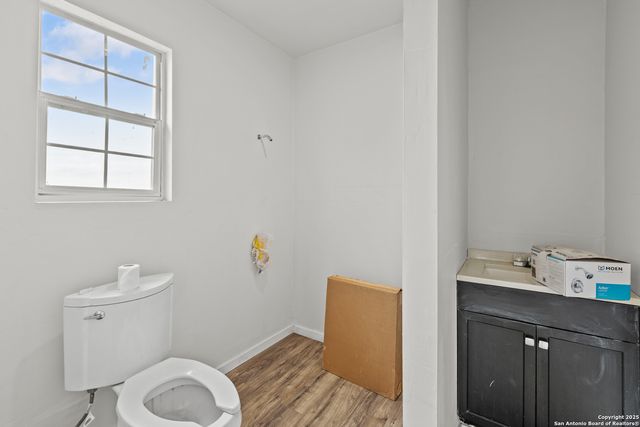 3328 State Highway 173, Hondo, TX 78861