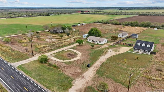 3328 State Highway 173, Hondo, TX 78861