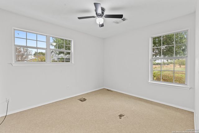 3328 State Highway 173, Hondo, TX 78861