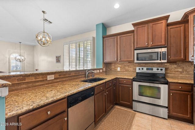 2641 S BAHAMA Drive S, Gilbert, AZ 85295