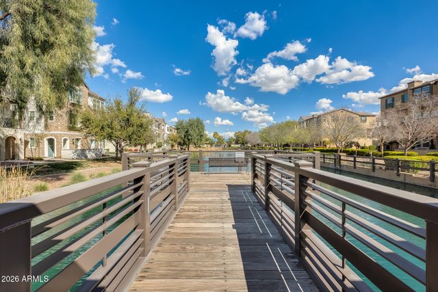 2641 S BAHAMA Drive S, Gilbert, AZ 85295