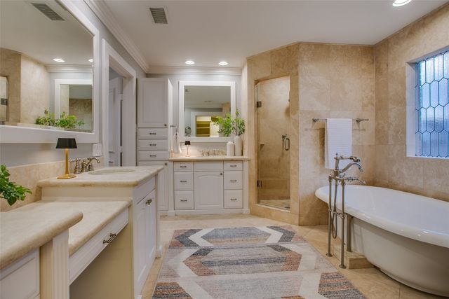 1033 Cedar Hill Avenue, Dallas, TX 75208