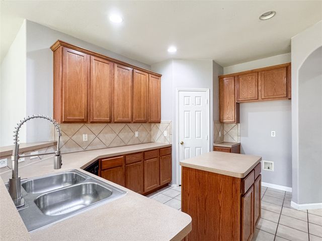 1212 Maple Terrace Drive, Mansfield, TX 76063