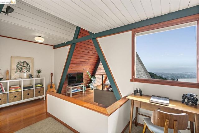 1357 Glendale Ave, Berkeley, CA 94708