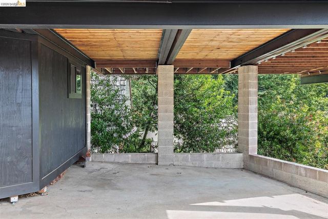 1357 Glendale Ave, Berkeley, CA 94708