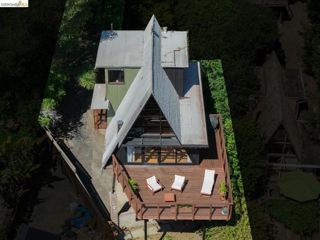 1357 Glendale Ave, Berkeley, CA 94708