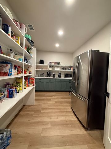 112 Independence Lane, Ingram, TX 78025