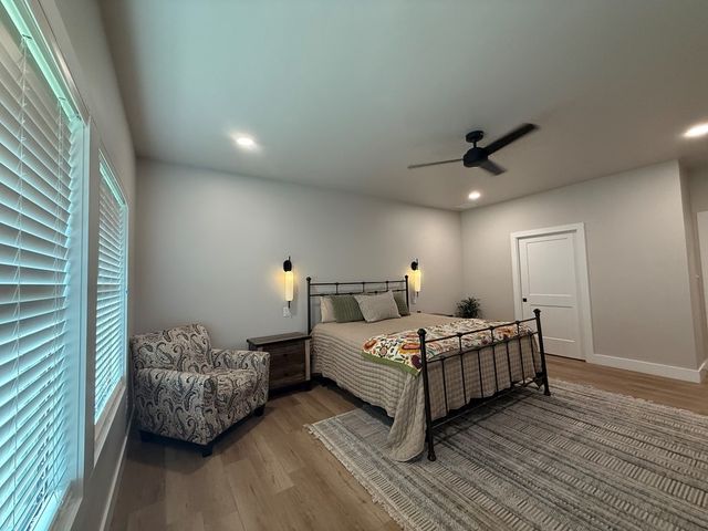 112 Independence Lane, Ingram, TX 78025